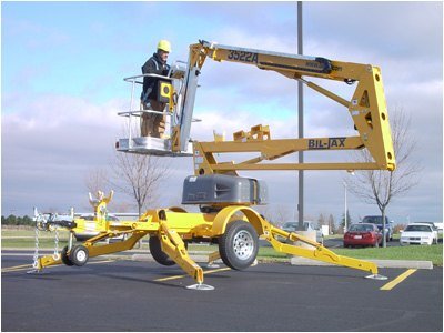 Bil-Jax 3522A set up on its outriggers with the platform raised